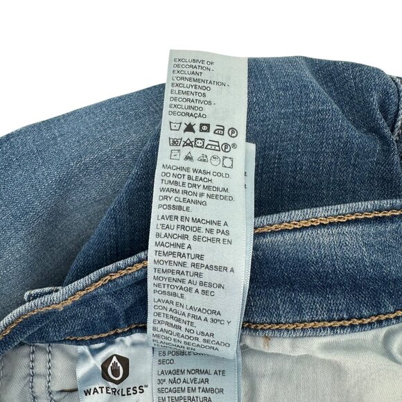 NWT Levis Womens 314 Shaping Straight Tummy Slimming Stellar Stretch Jeans 31 - Picture 13 of 16